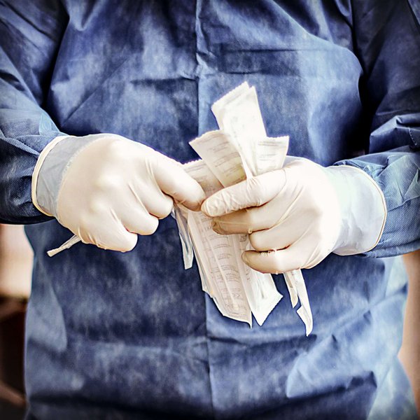 In che modo posso sfruttare i trend del mercato immobiliare per investire in un appartamento con vista mare a Sorrento?